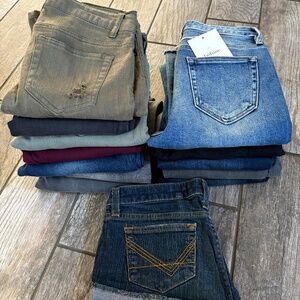 Women’s size 24/25 jeans shorts bundle 13 pairs